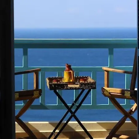 Дом отдыха Grand Blue Balcony- Island House By Hostandros