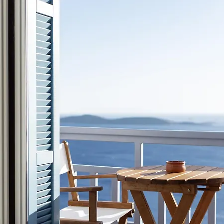 Дом отдыха Grand Blue Balcony- Island House By Hostandros Батси